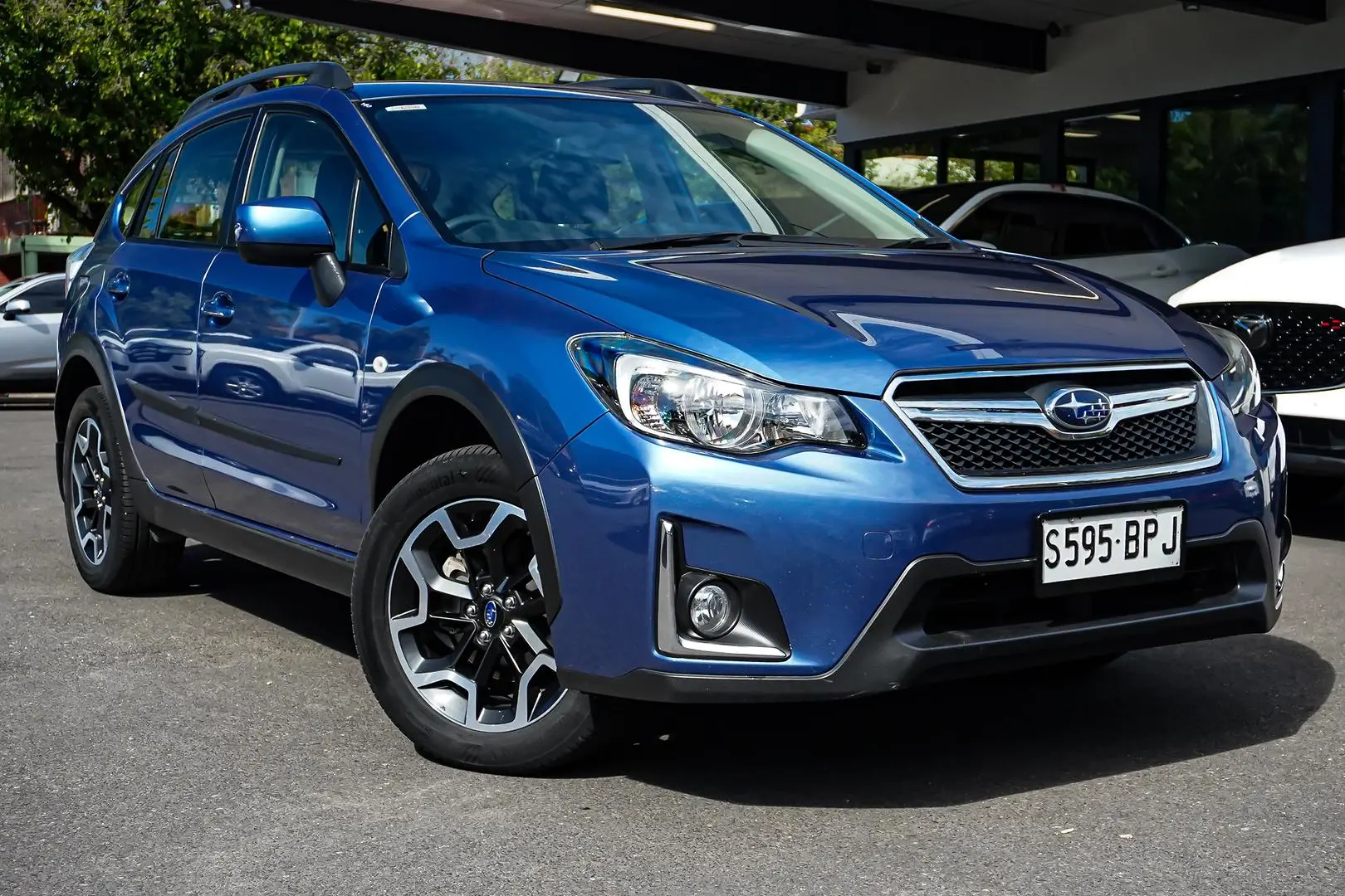 2017 Subaru XV Gallery Image 2