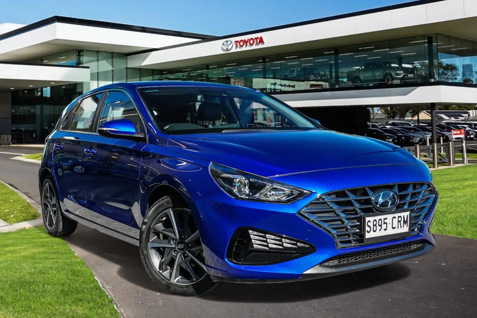 2022 Hyundai i30 Gallery Image 1