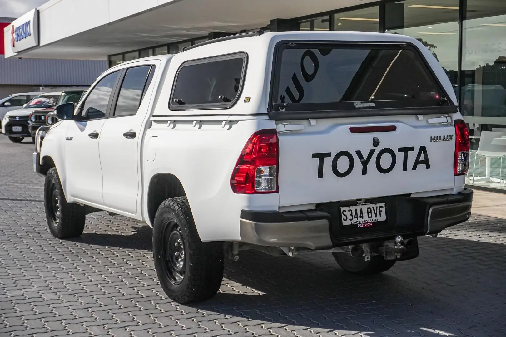 2018 Toyota Hilux Gallery Image 3