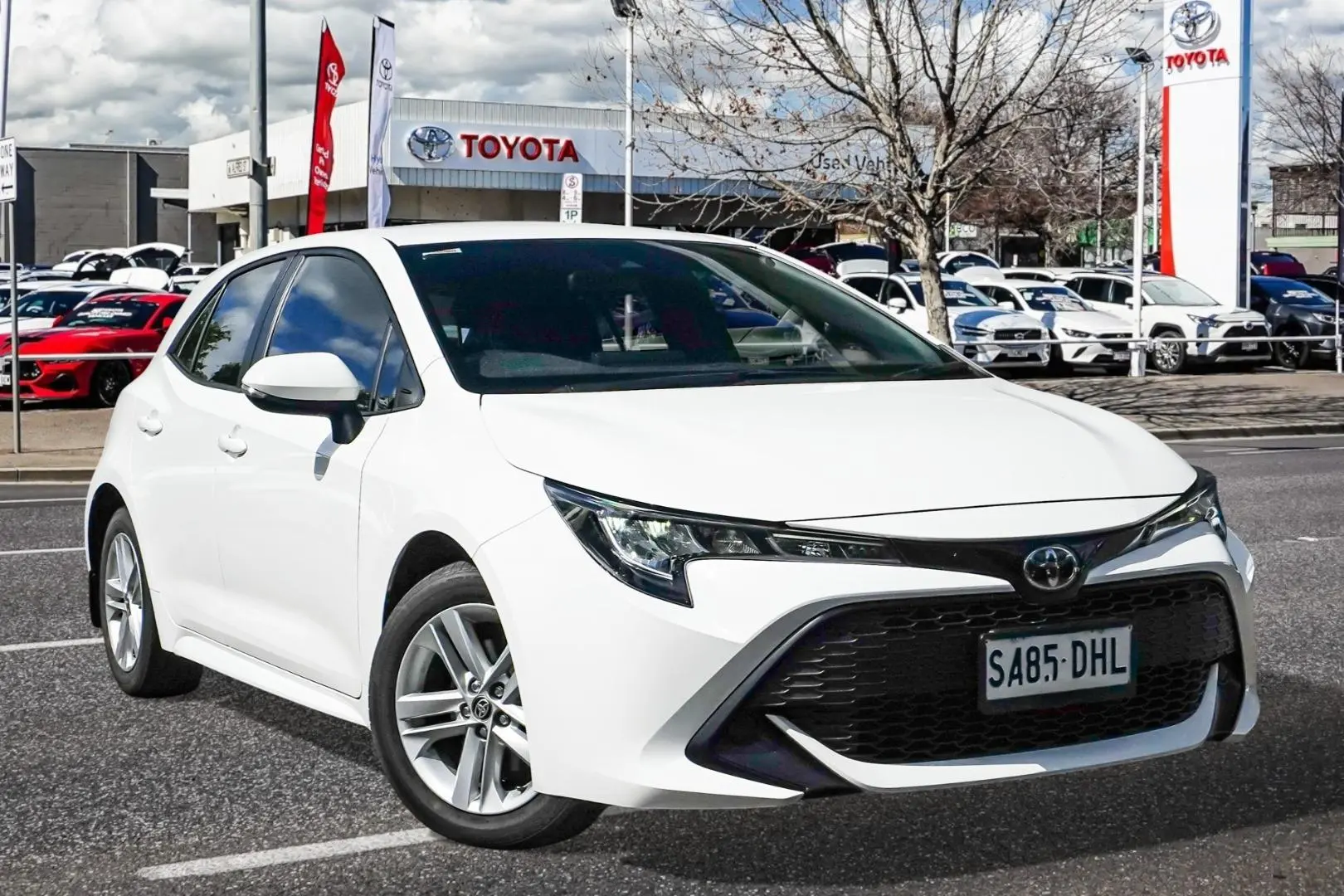 2021 Toyota Corolla Gallery Image 1