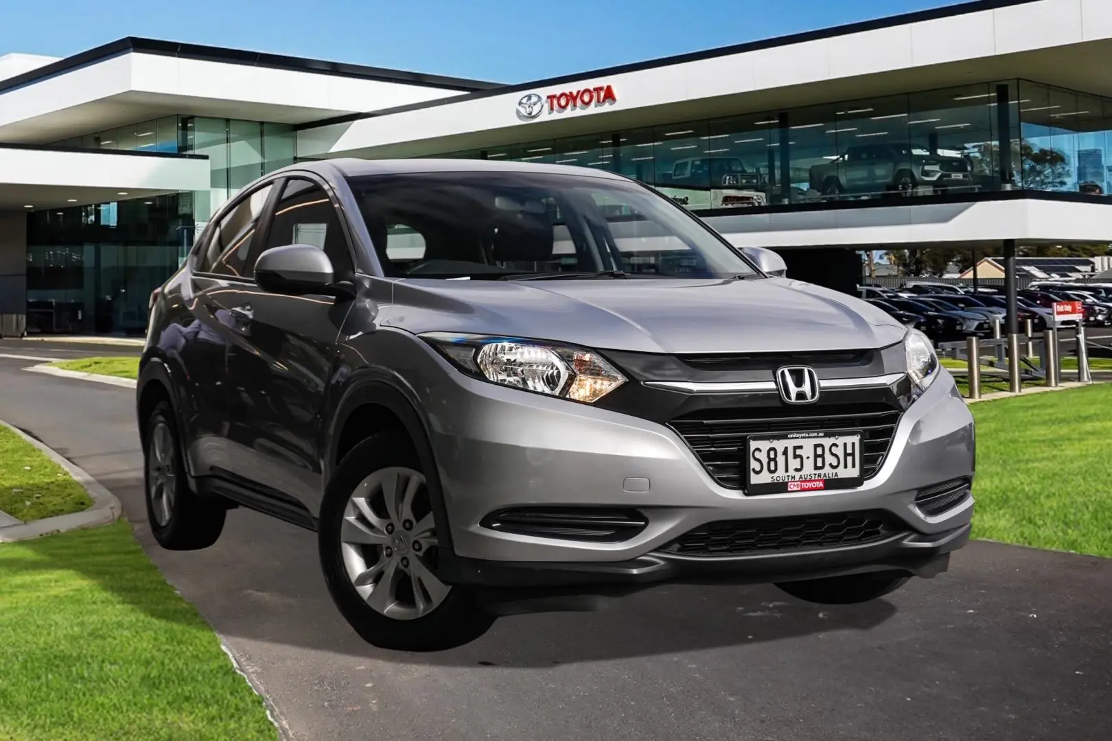 2017 Honda HR-V Gallery Image 1
