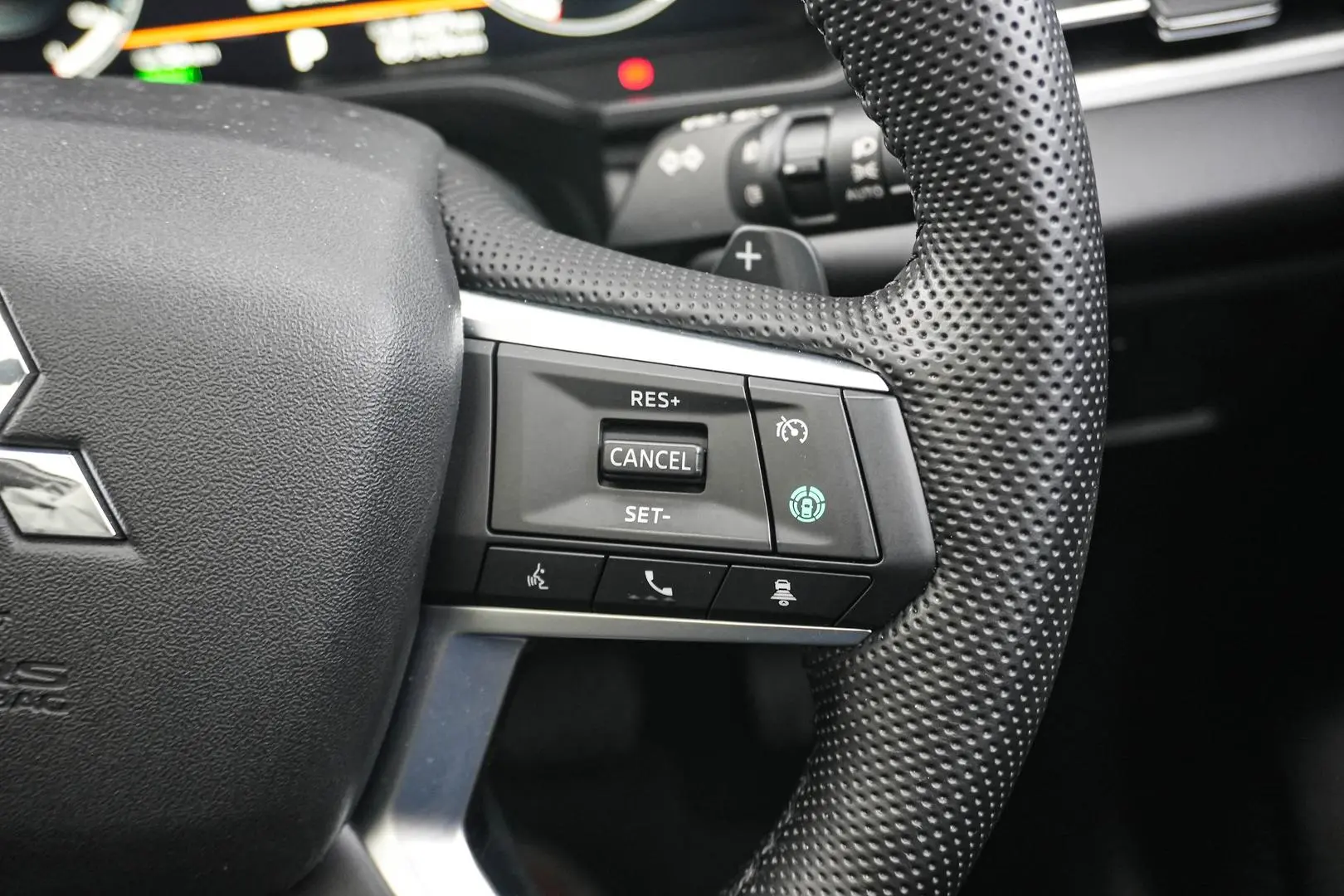 2023 Mitsubishi Outlander Gallery Image 22