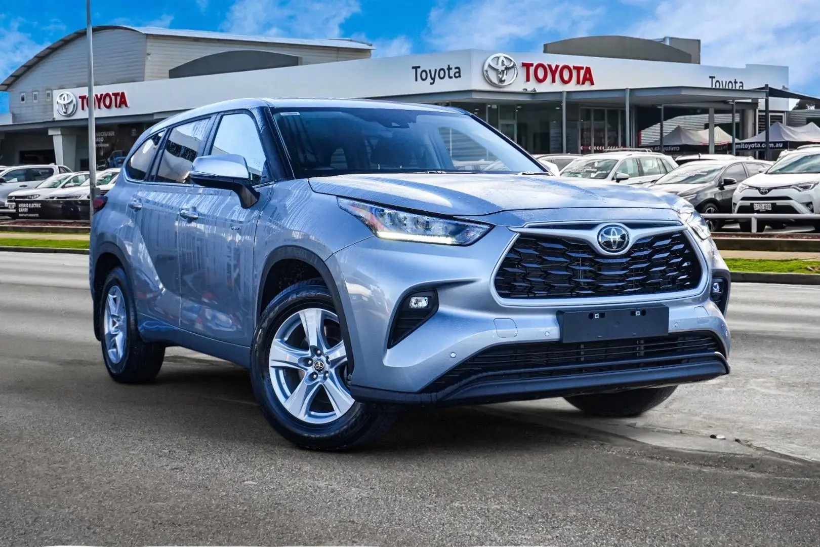 2024 Toyota Kluger Image