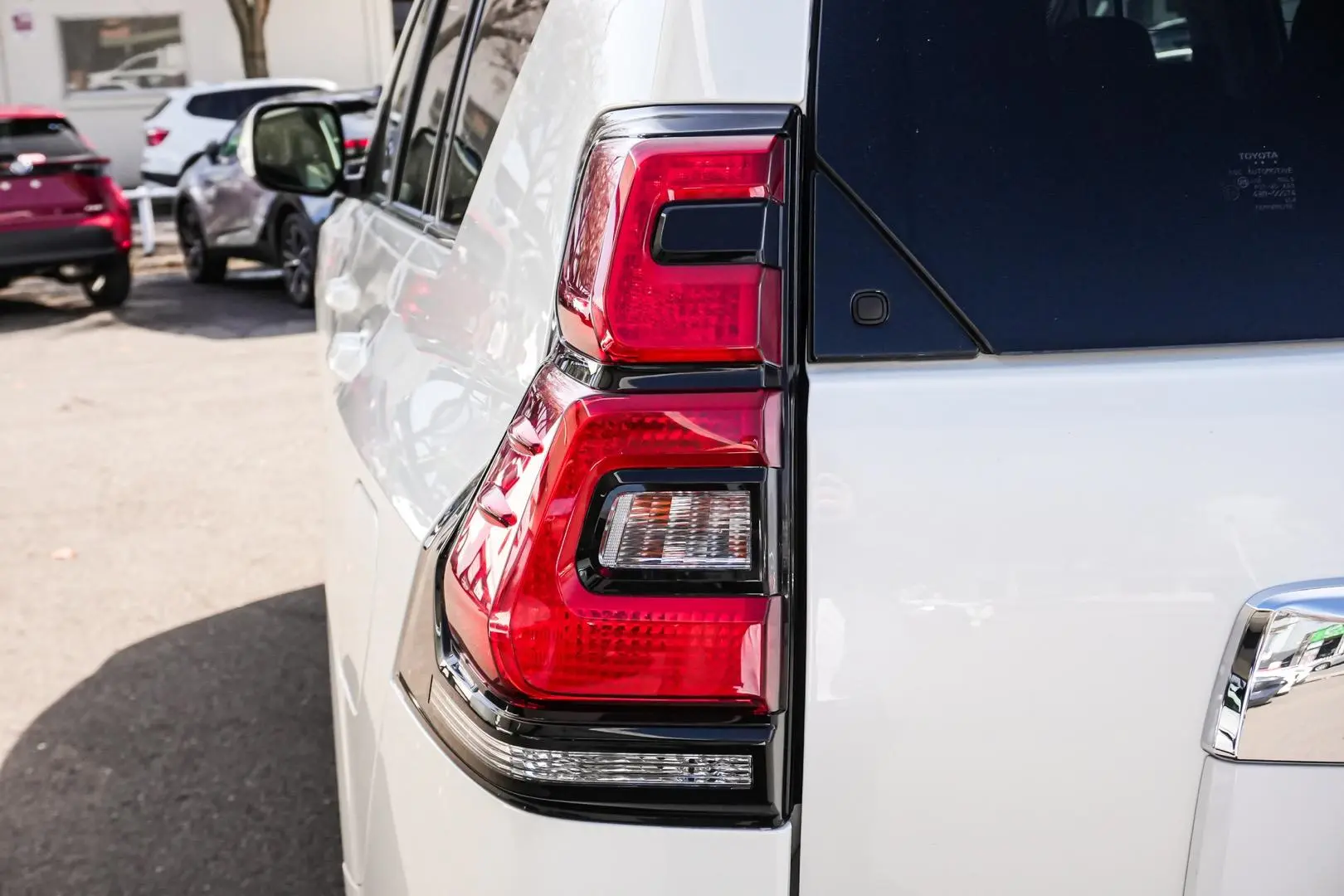 2021 Toyota Landcruiser Prado Gallery Image 12