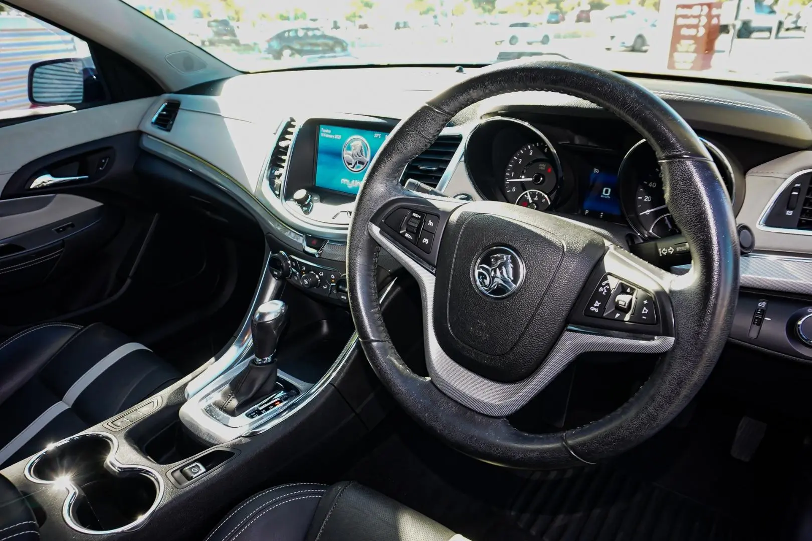 2017 Holden Calais Gallery Image 6