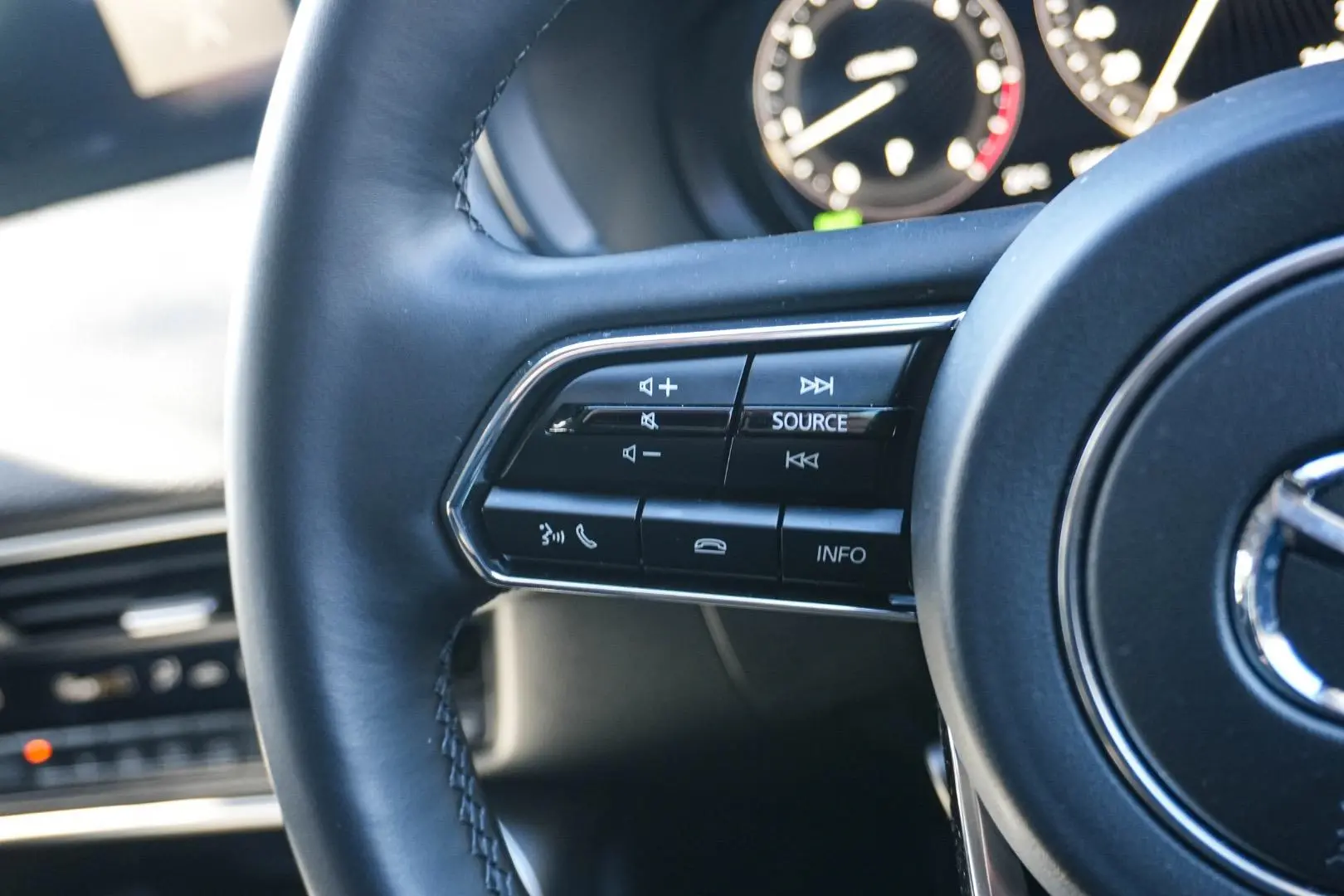 2025 Mazda CX-60 Gallery Image 21
