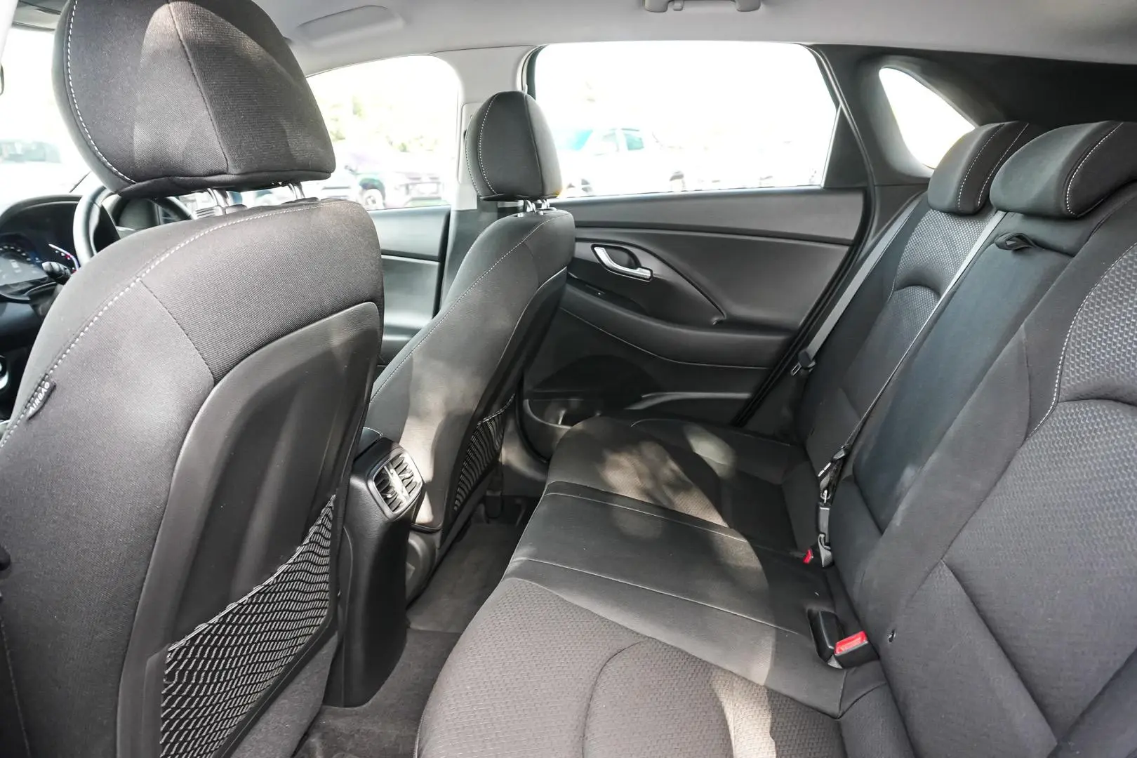 2021 Hyundai i30 Gallery Image 12