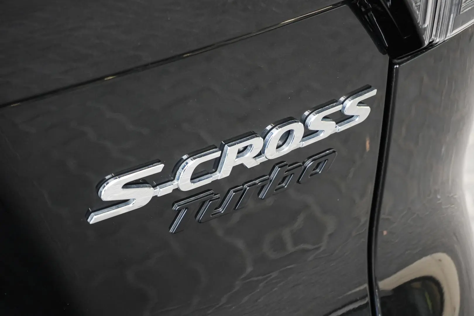 2023 Suzuki S-Cross Gallery Image 15