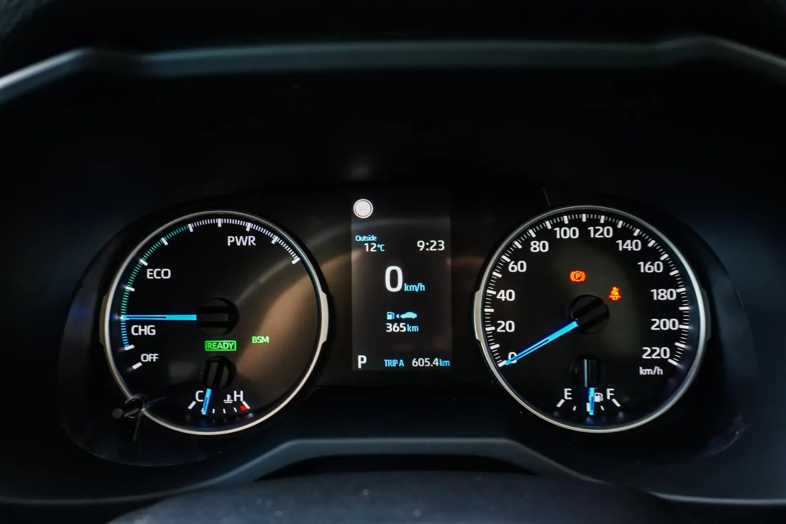 2021 Toyota RAV4 Gallery Image 18