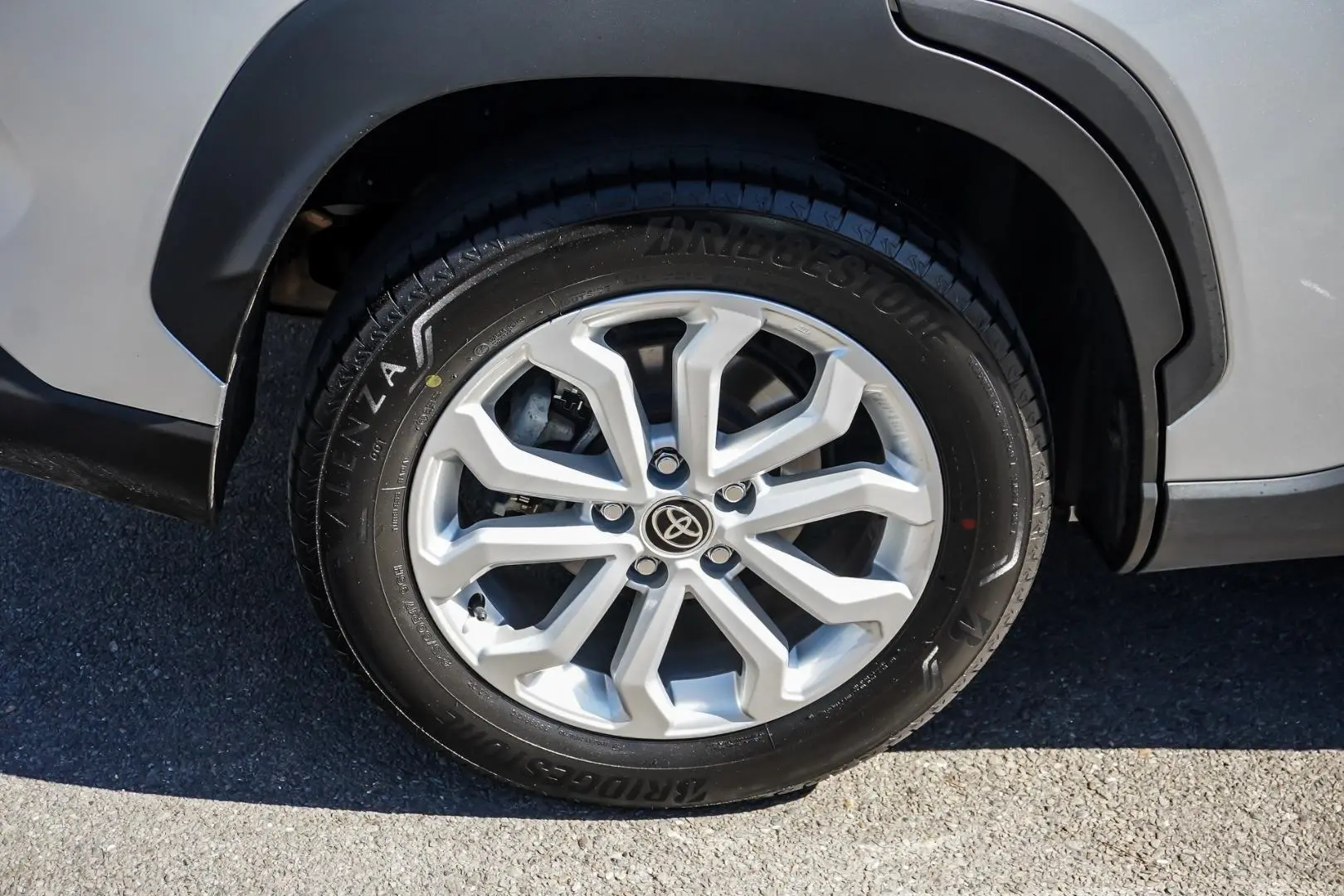 2022 Toyota Corolla Cross Gallery Image 16