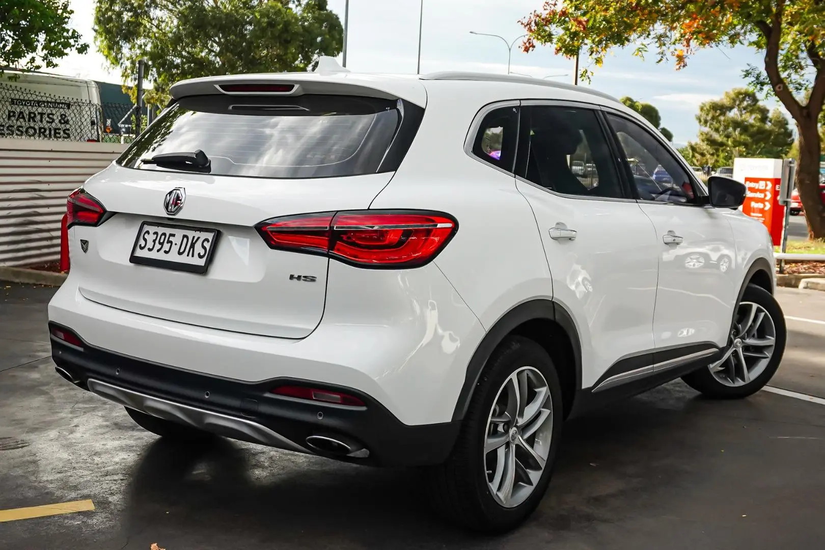 2021 MG HS Gallery Image 3