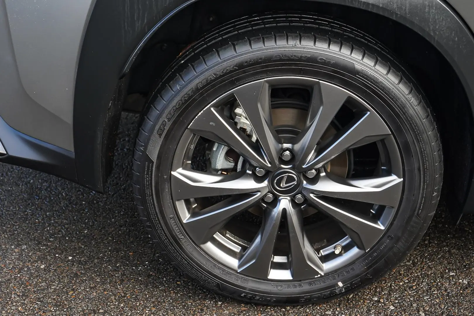 2021 Lexus UX Gallery Image 16