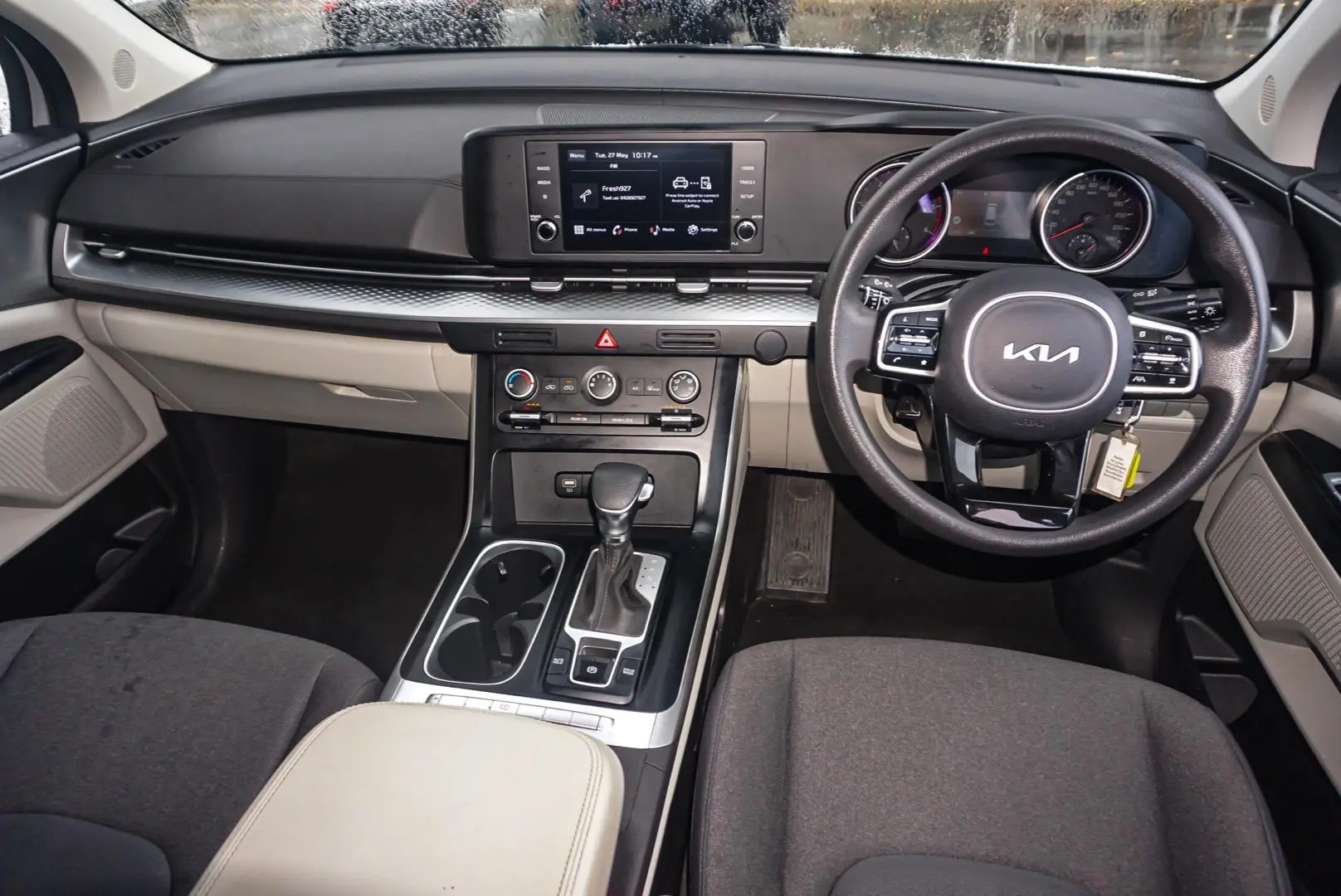2022 Kia Carnival Gallery Image 10