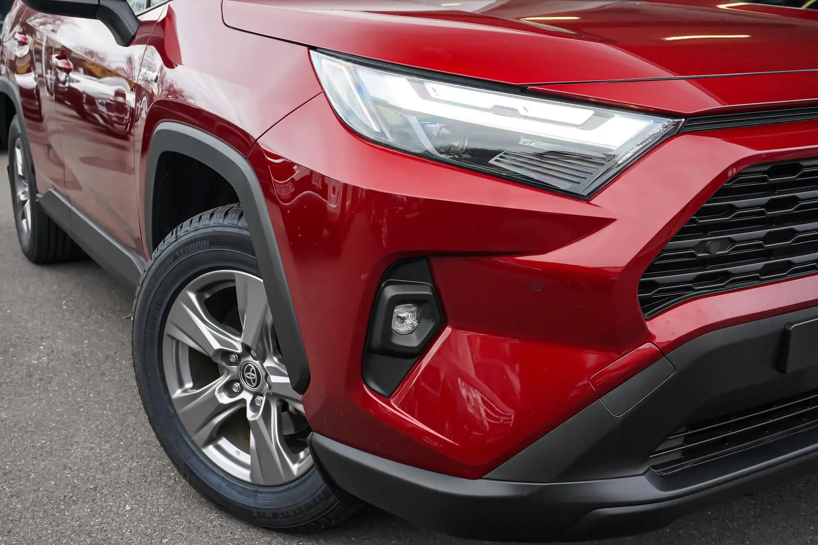 2024 Toyota RAV4 Gallery Image 11