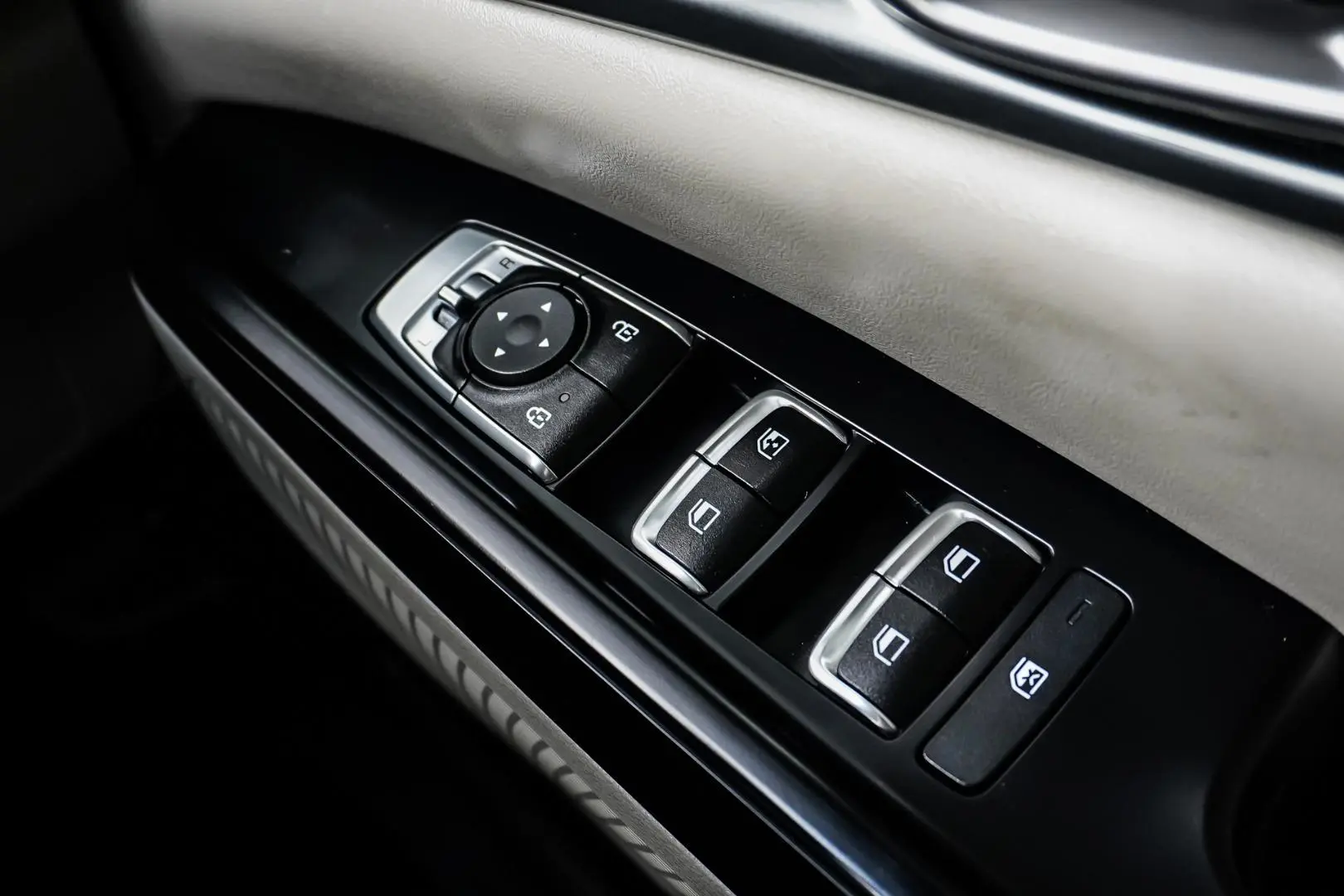 2023 Kia Carnival Gallery Image 22