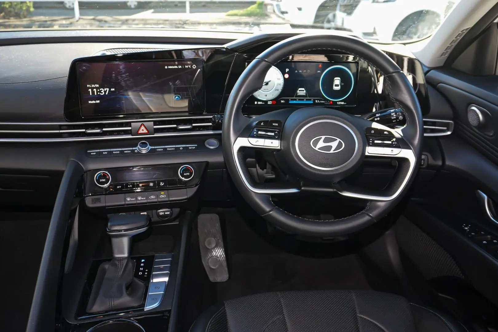 2024 Hyundai i30 Gallery Image 9