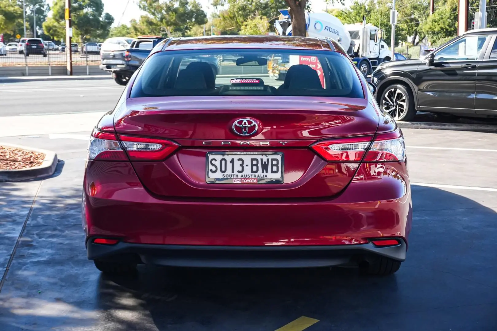 2018 Toyota Camry Gallery Image 6