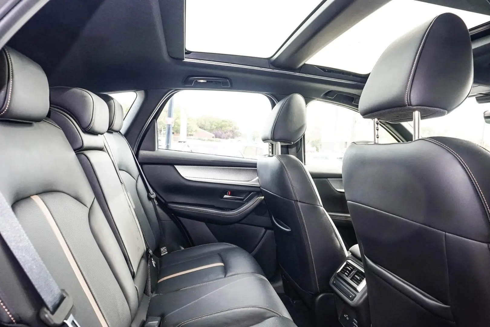 2023 Mazda CX-60 Gallery Image 8