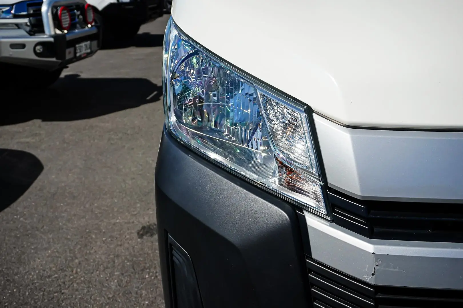 2020 Toyota Hiace Gallery Image 10