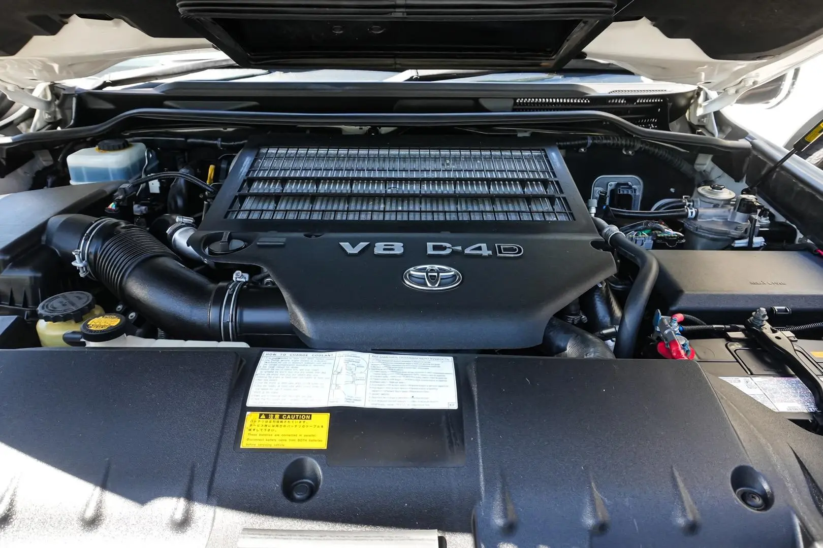 2012 Toyota Landcruiser Gallery Image 29