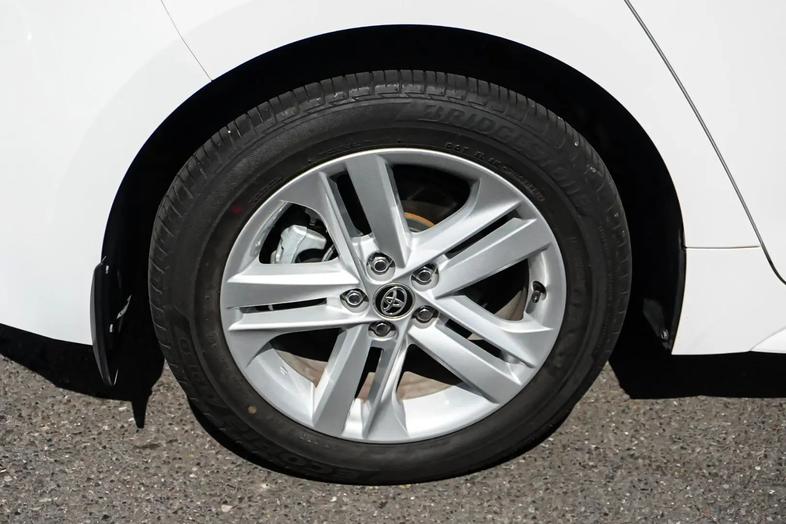 2021 Toyota Corolla Gallery Image 16