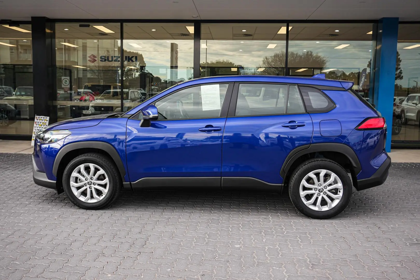 2023 Toyota Corolla Cross Gallery Image 4