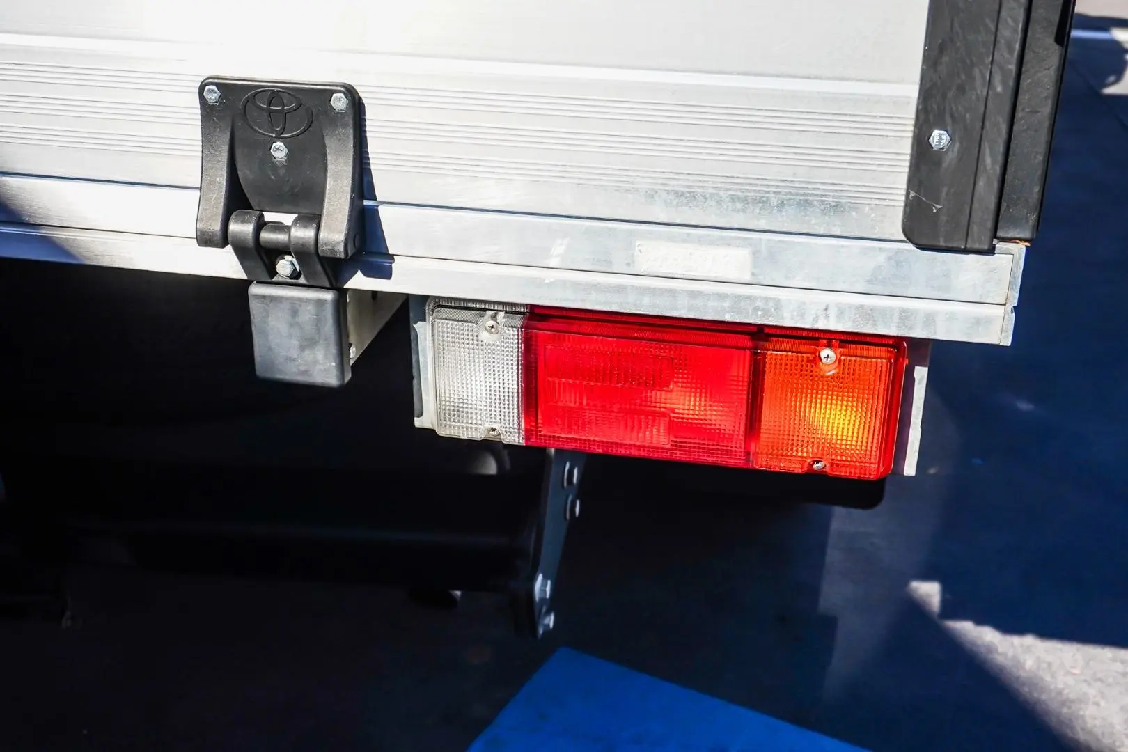 2021 Toyota Hilux Gallery Image 11