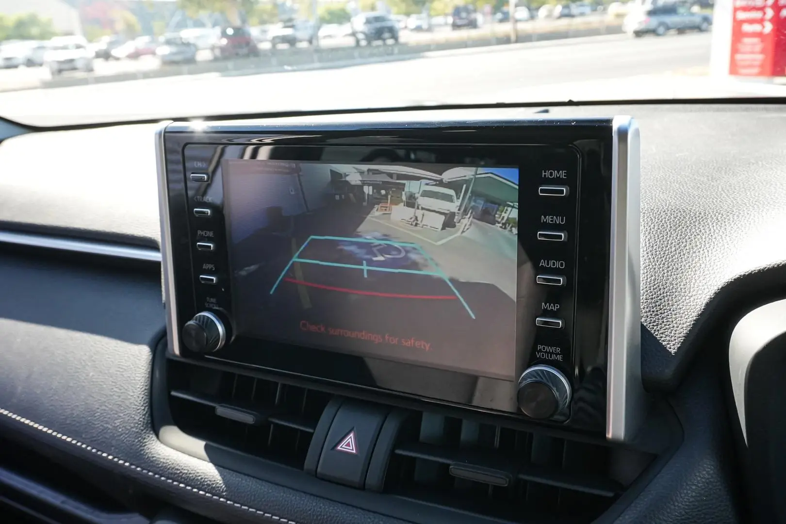 2022 Toyota RAV4 Gallery Image 23