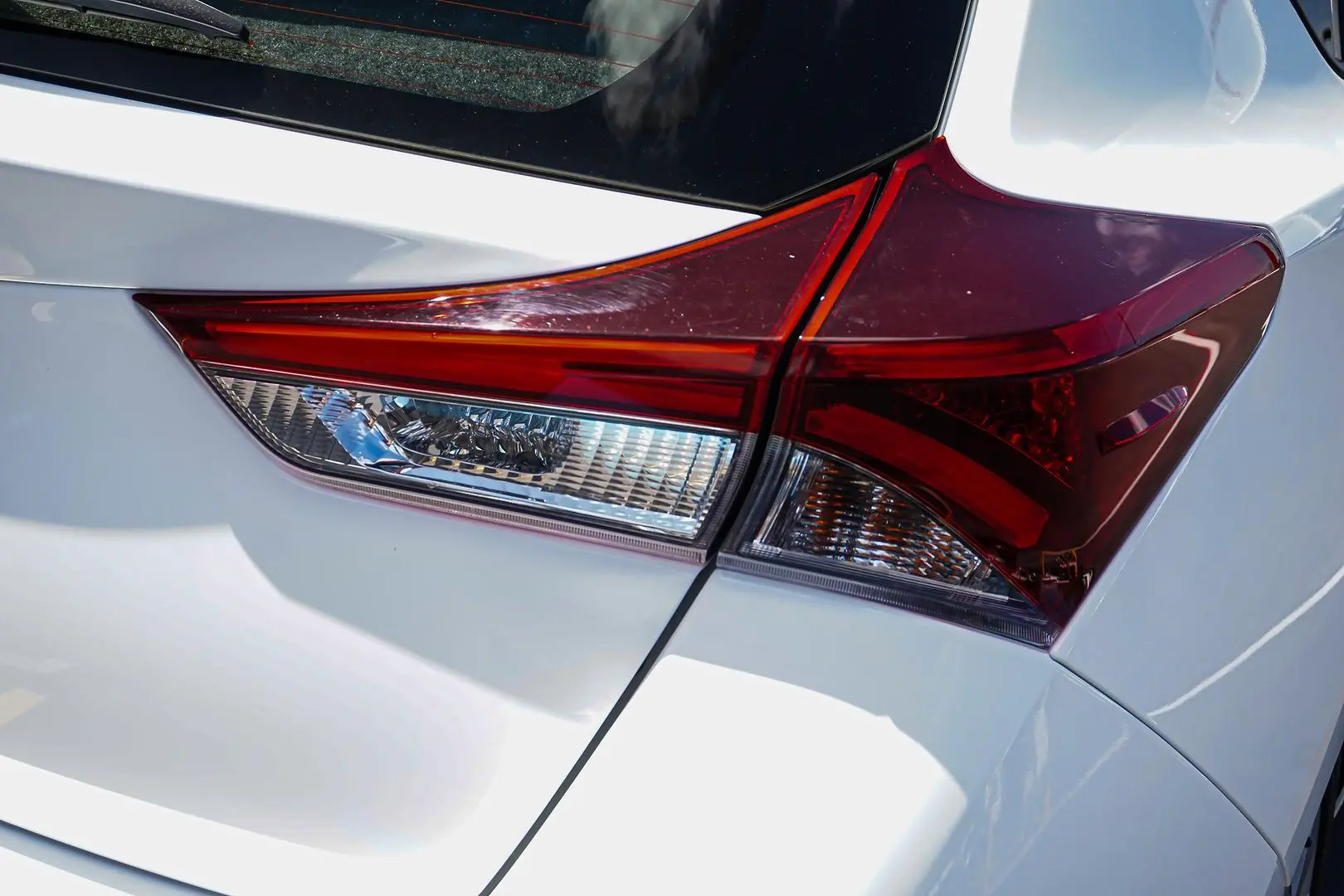 2018 Toyota Corolla Gallery Image 14