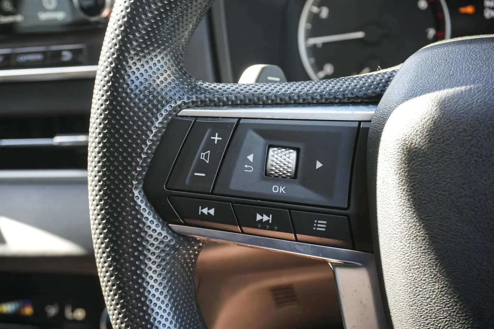 2022 Mitsubishi Outlander Gallery Image 20