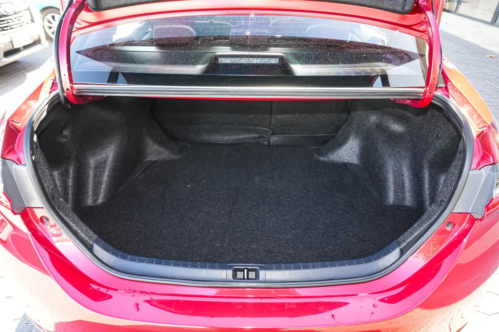 2018 Toyota Corolla Gallery Image 11