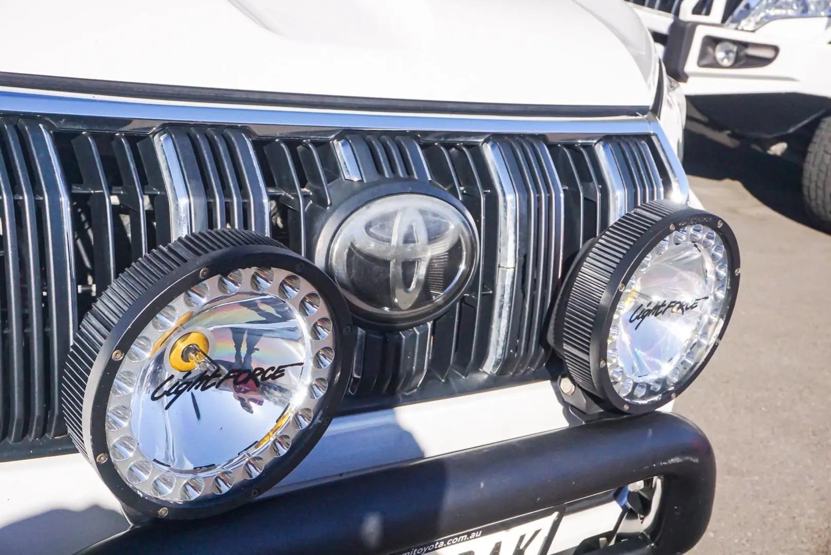 2019 Toyota Landcruiser Prado Gallery Image 13