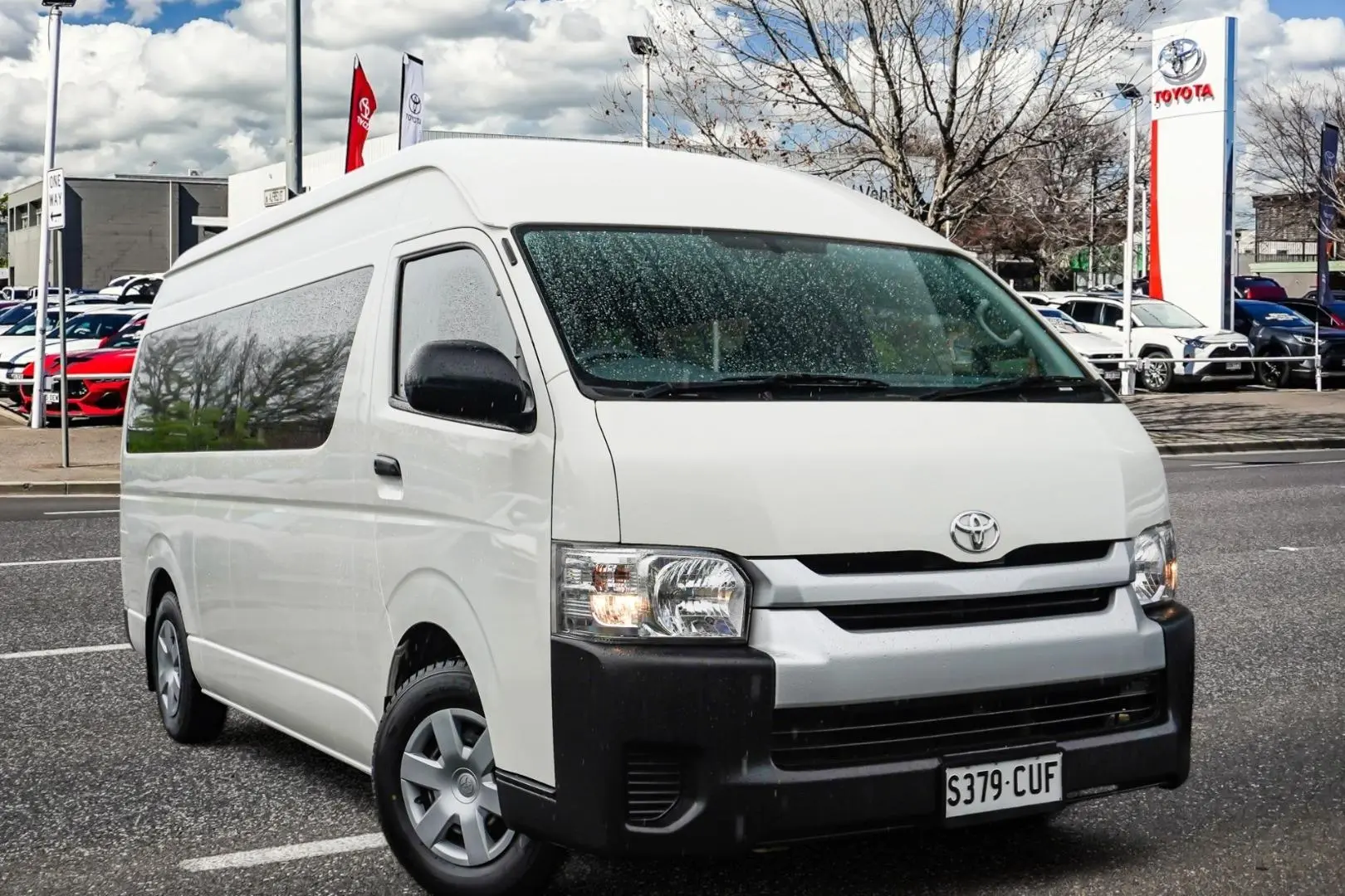 2018 Toyota Hiace Image