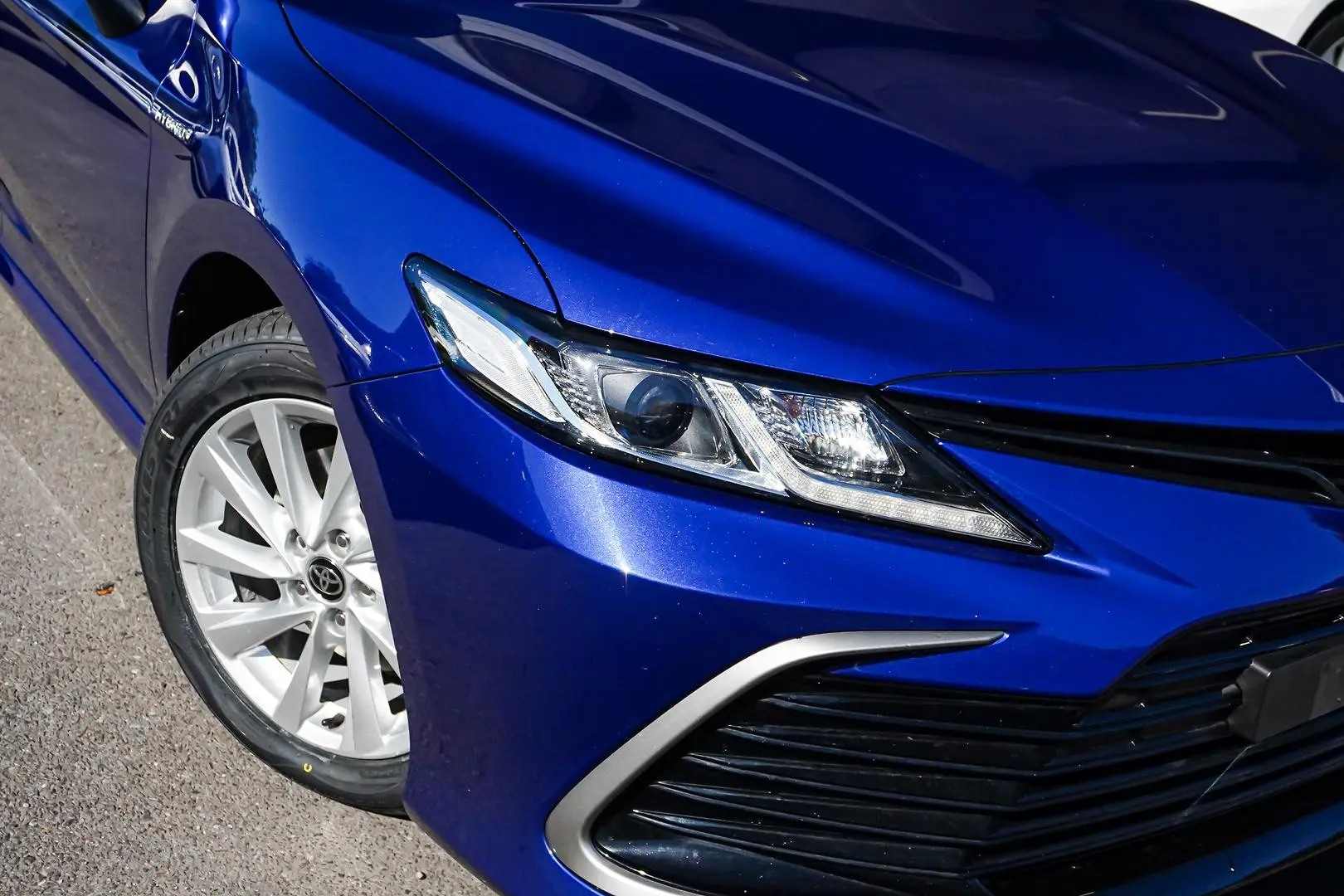 2024 Toyota Camry Gallery Image 10