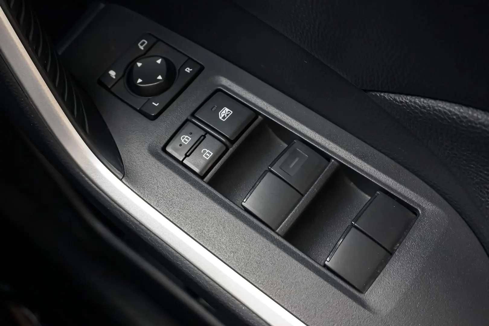 2024 Toyota RAV4 Gallery Image 21