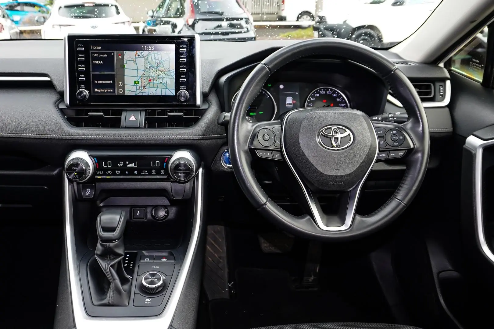 2020 Toyota RAV4 Gallery Image 8