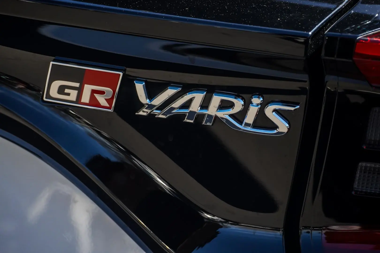 2020 Toyota Yaris Gallery Image 13
