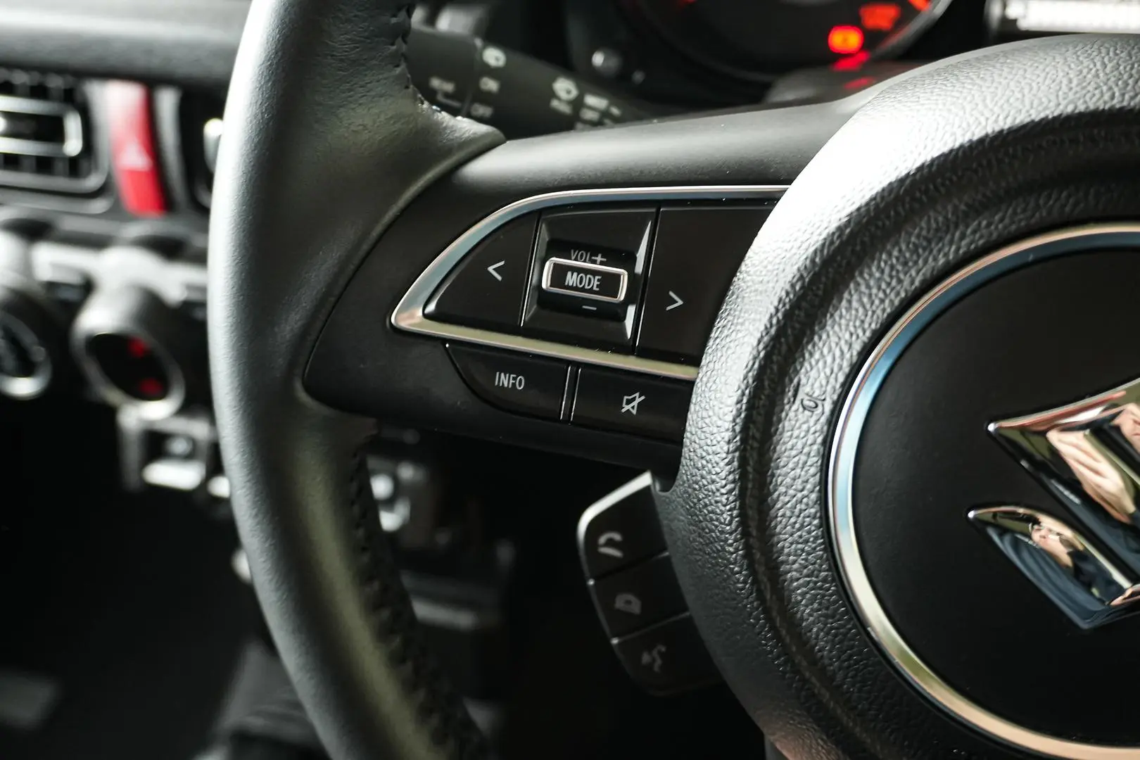 2024 Suzuki Jimny Gallery Image 19