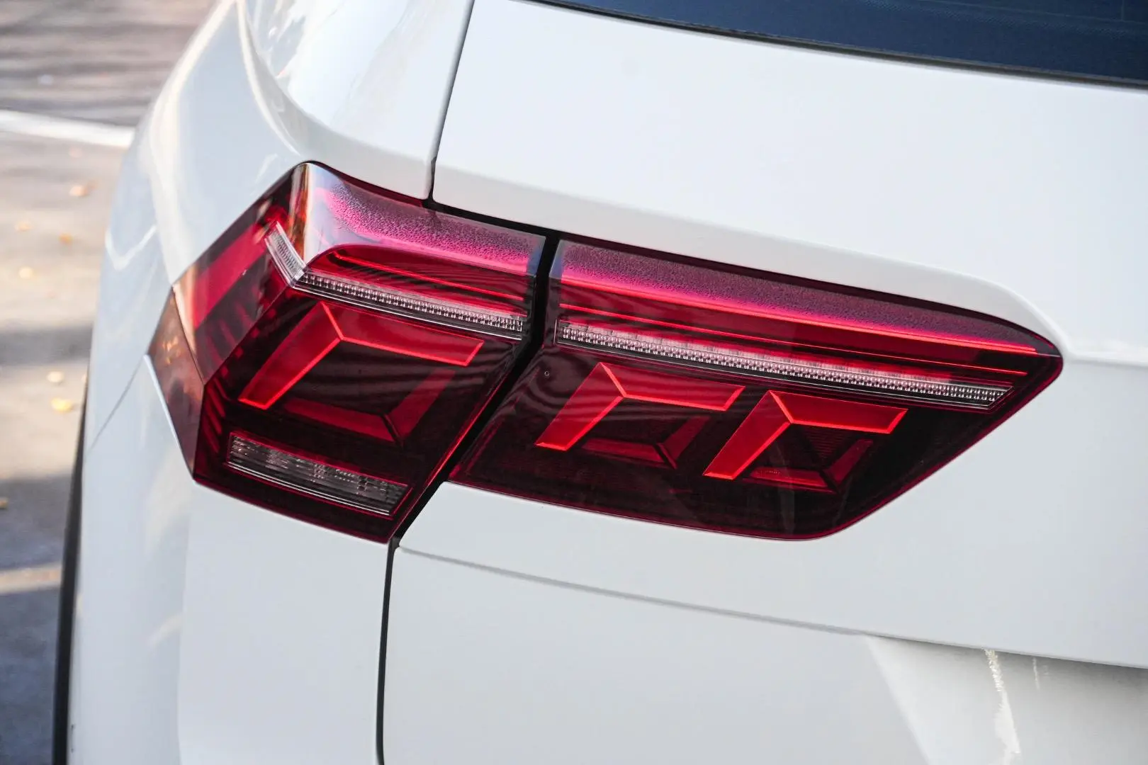 2022 Volkswagen Tiguan Gallery Image 13