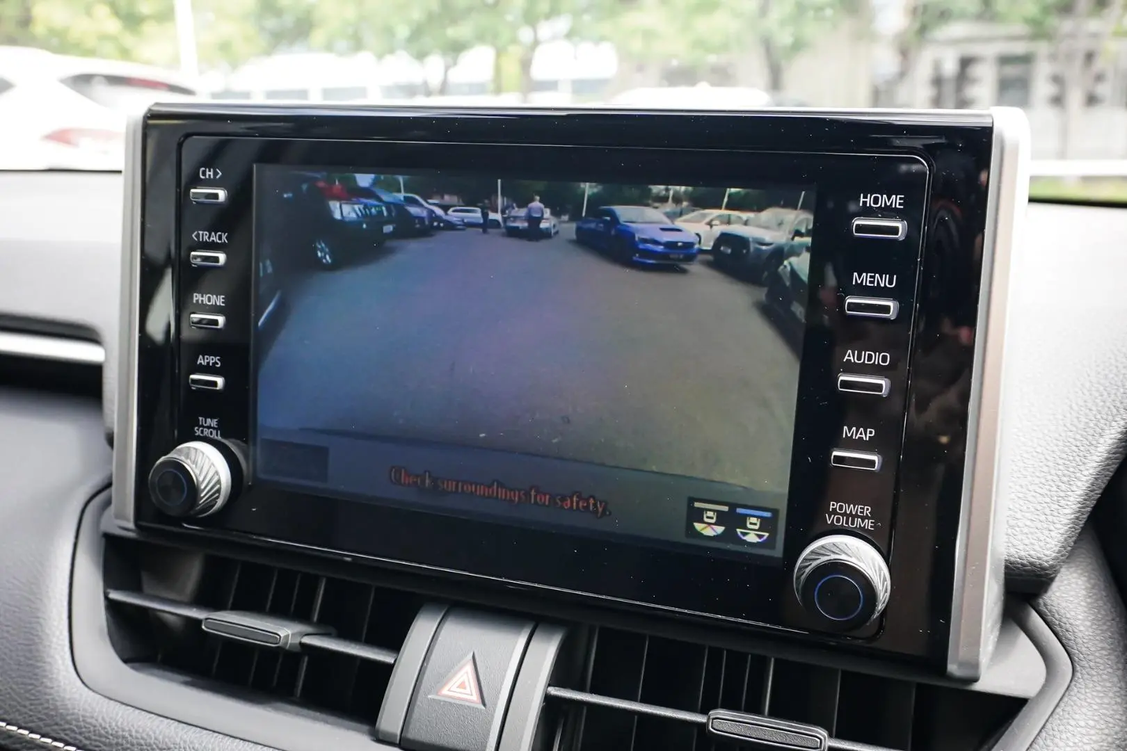 2022 Toyota RAV4 Gallery Image 23