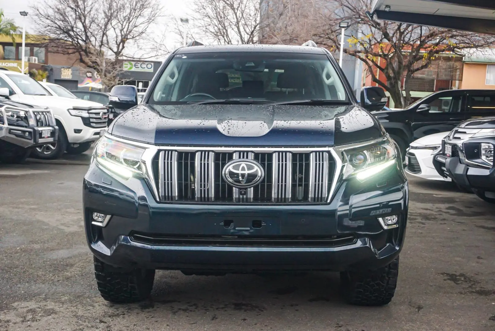 2020 Toyota Landcruiser Prado Gallery Image 4