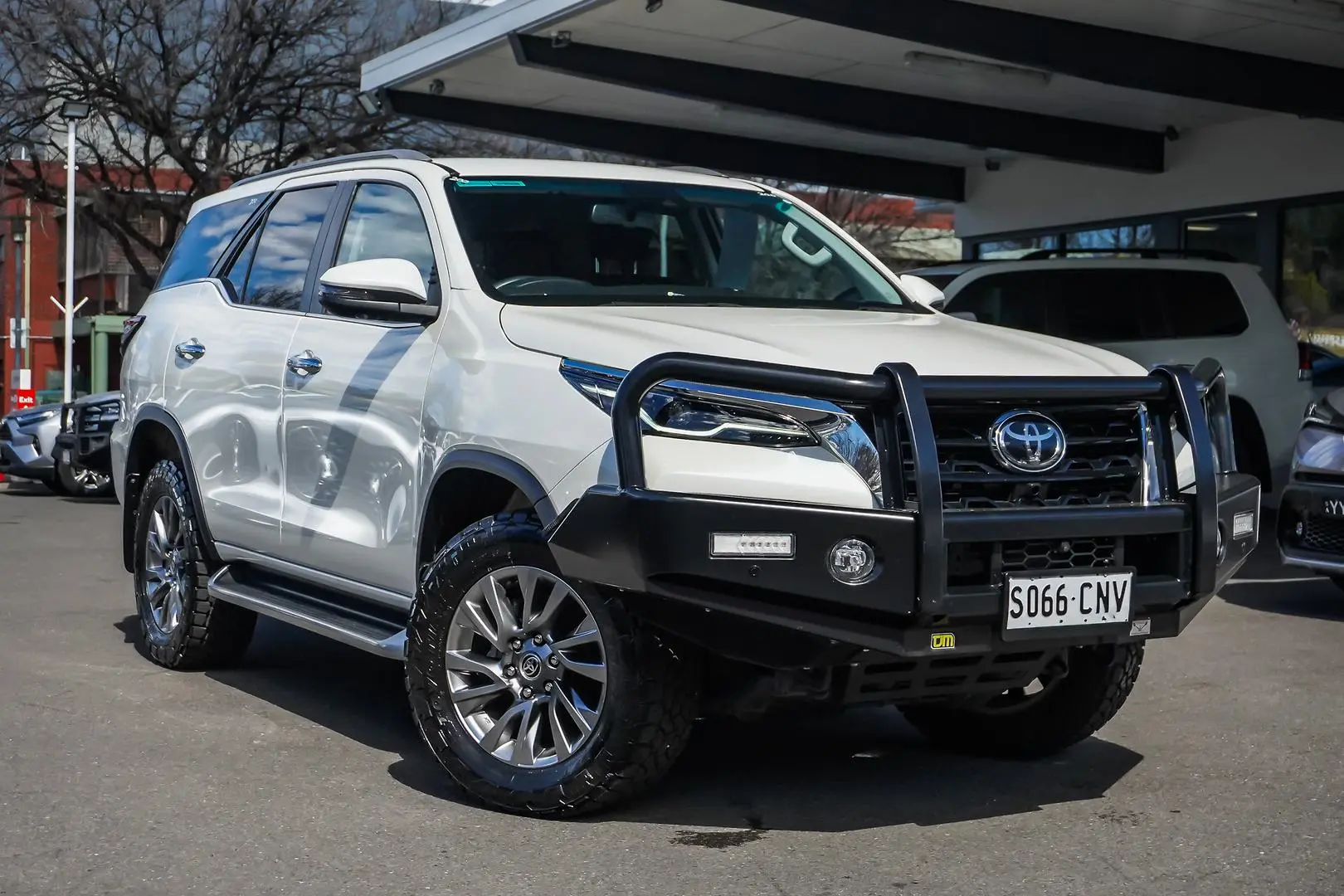 2021 Toyota Fortuner Gallery Image 2