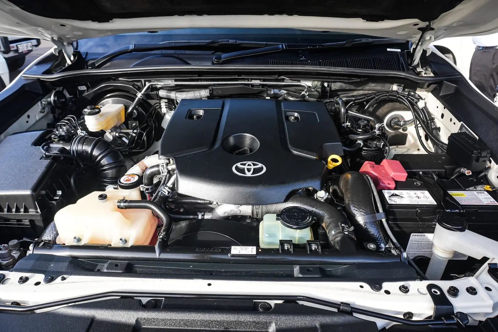2022 Toyota Hilux Gallery Image 23