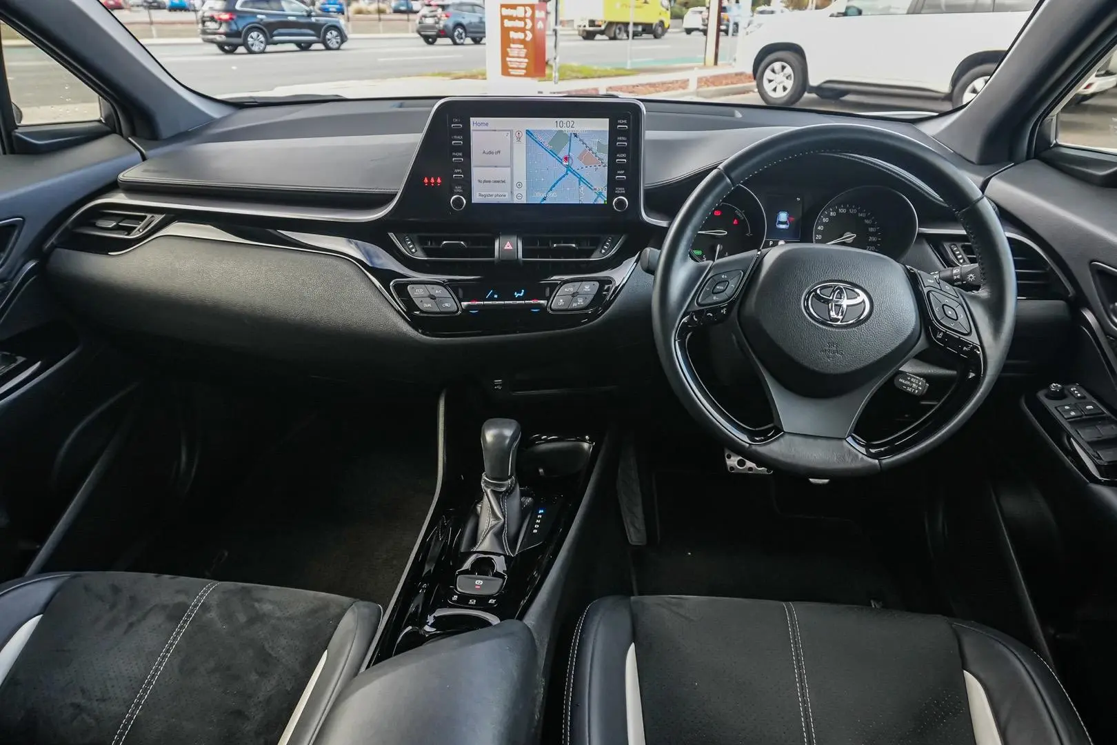 2021 Toyota C-HR Gallery Image 8