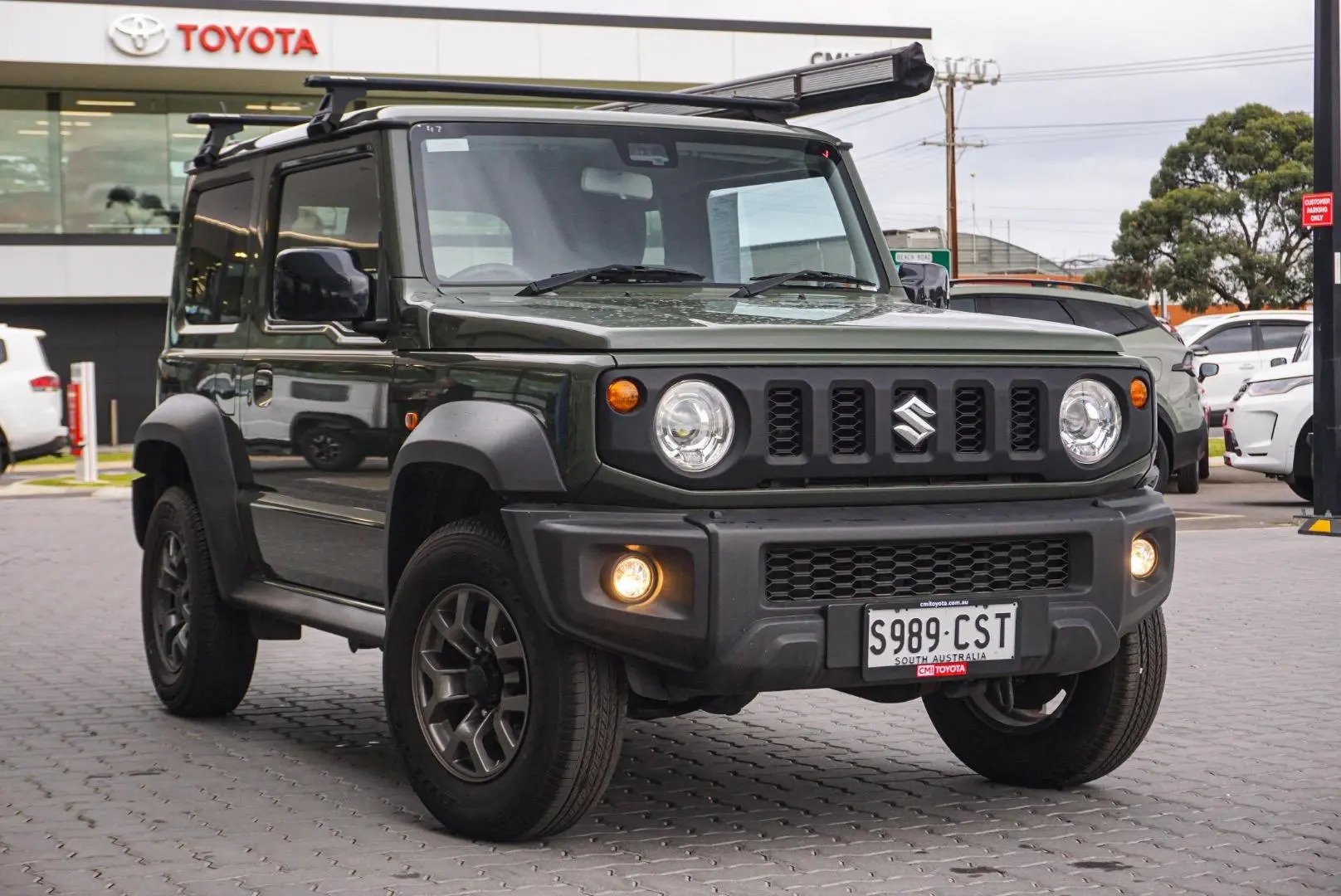2022 Suzuki Jimny Gallery Image 2