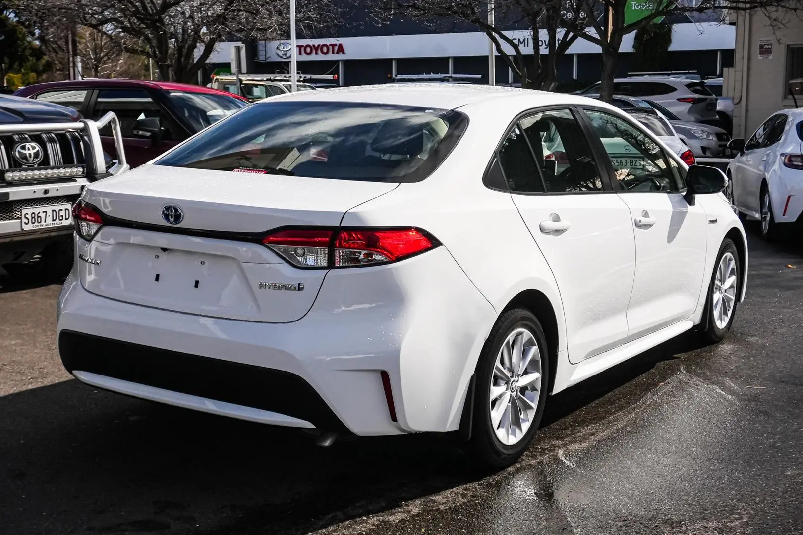 2021 Toyota Corolla Gallery Image 3