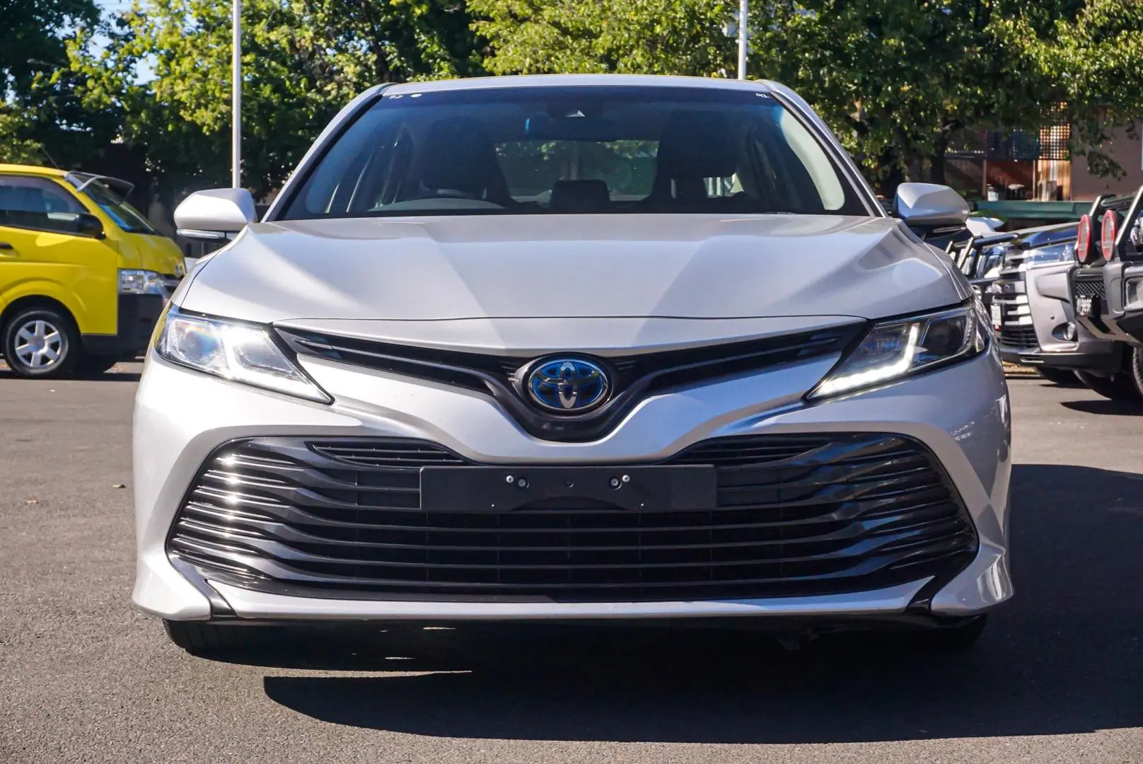 2020 Toyota Camry Gallery Image 5