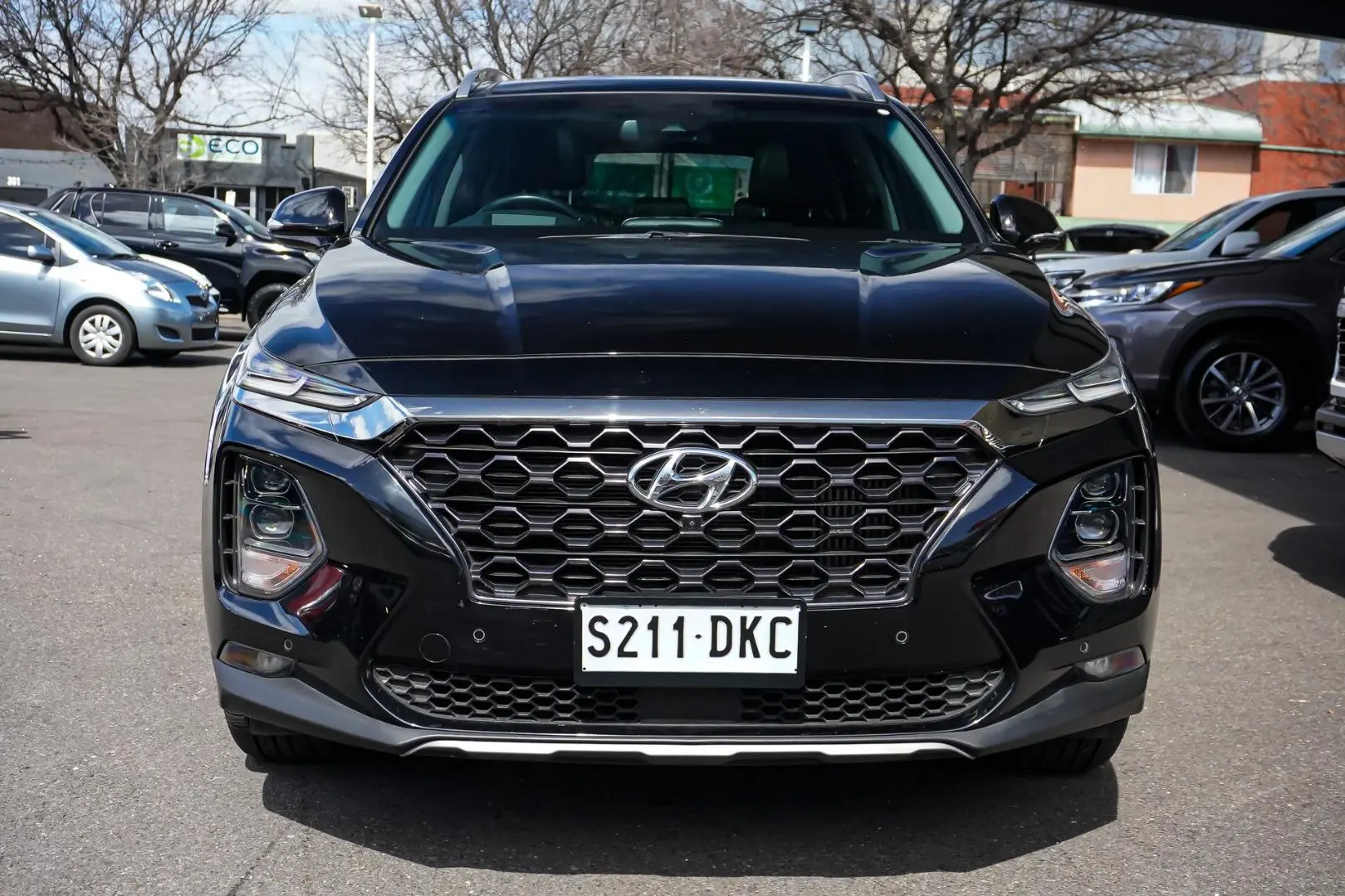 2018 Hyundai Santa Fe Gallery Image 5