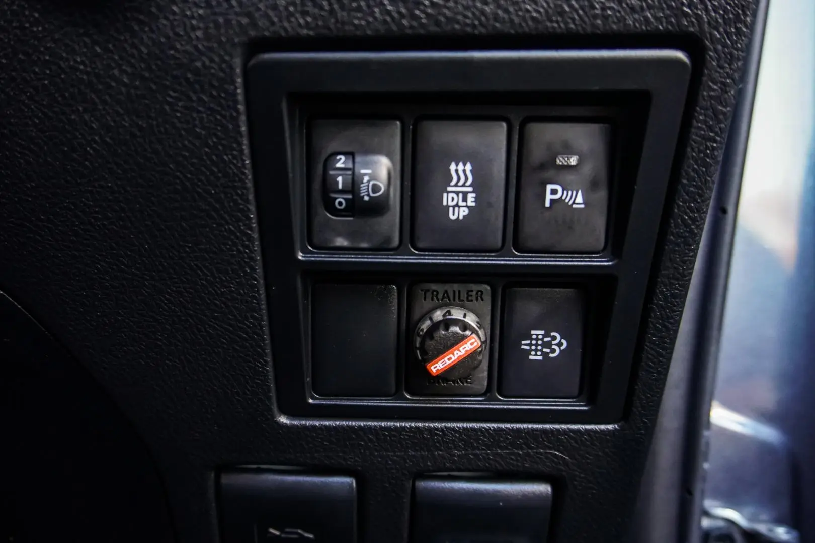 2018 Toyota Fortuner Gallery Image 25