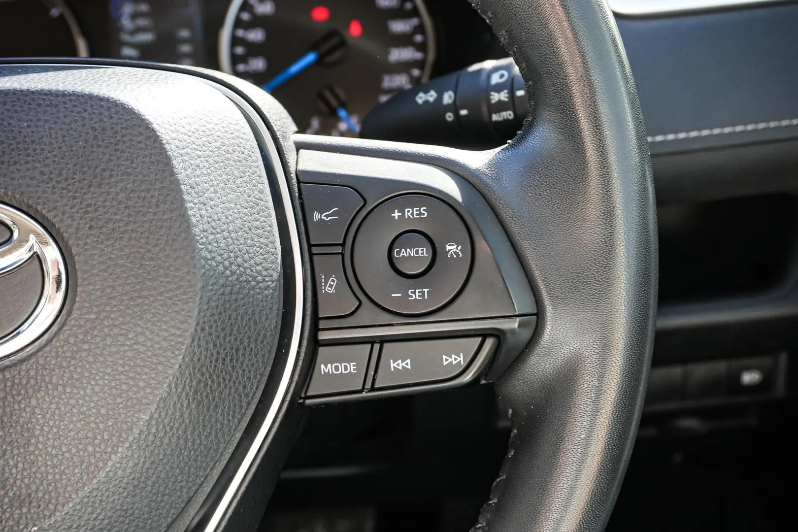 2022 Toyota RAV4 Gallery Image 21